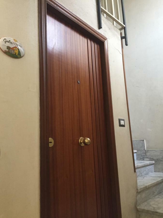 Giulia'S Home ปอมเปอี ภายนอก รูปภาพ